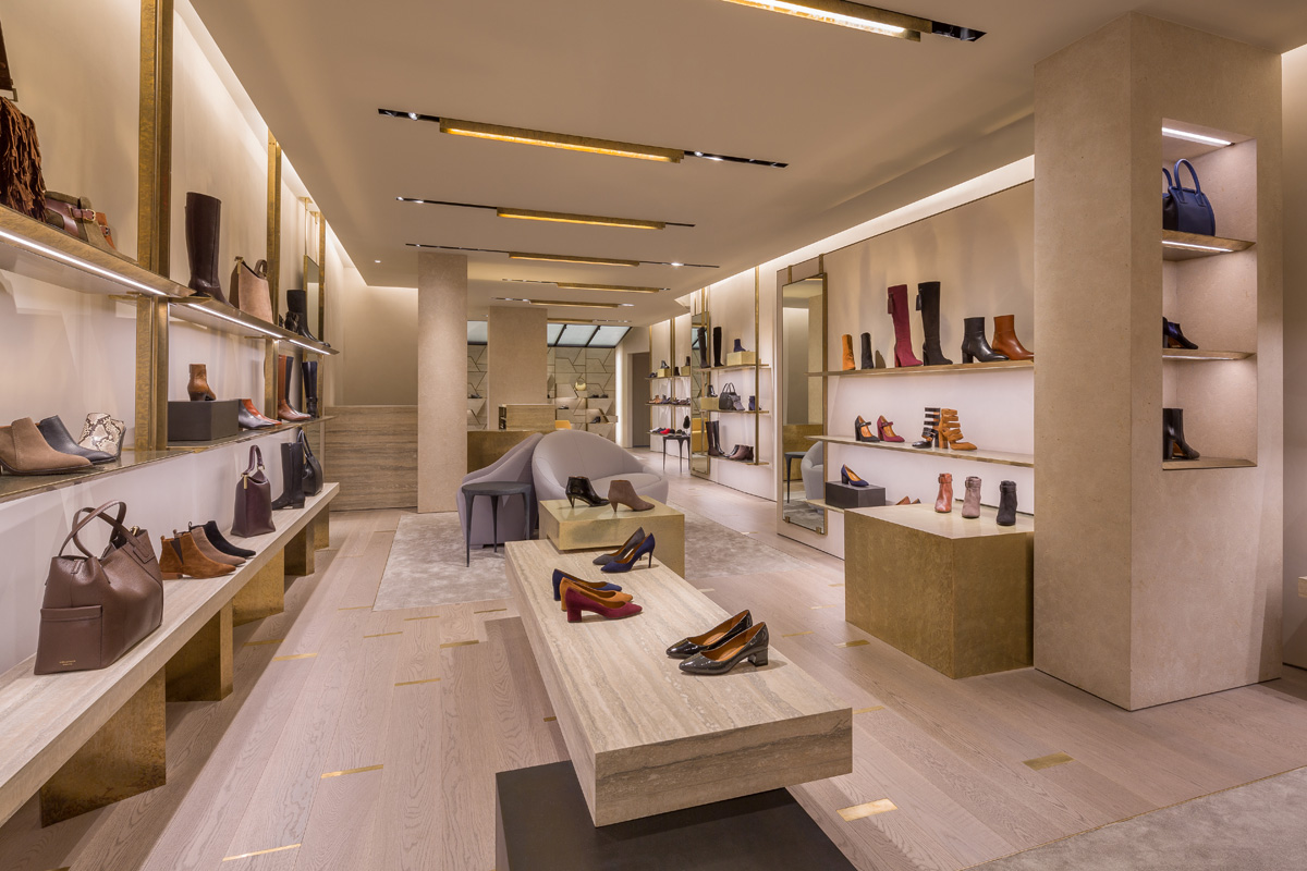 RETAIL